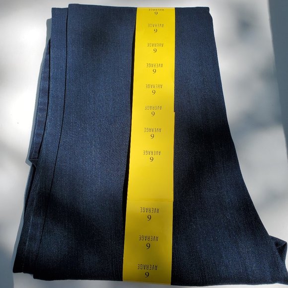 Gloria Vanderbilt Ladies' Mid-Rise Bootcut Jeans 8 - Picture 8 of 9